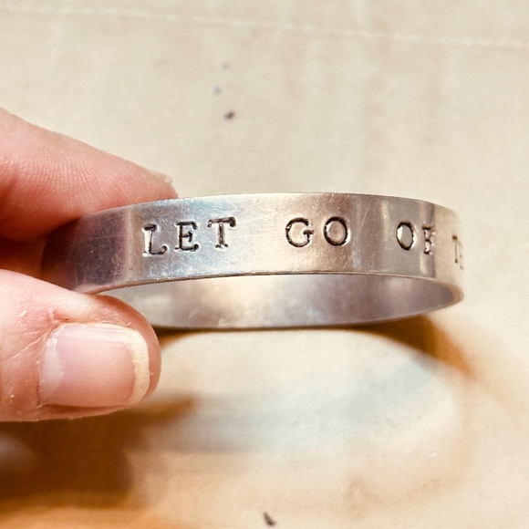 Silver Tone Cuff Bracelet Stamped Let Go Of The Outcome - Picture 3 of 10